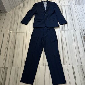 Boys size 14, navy blue suit, worn one time